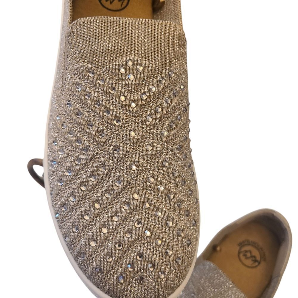 WHITE MOUNTAIN Sneakers Bling Slipons Taupe With Rhinestones NWOT Sz 7.5 - 8 - Picture 4 of 12